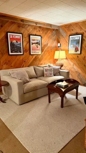 Cozy Chalet in Historic Weston - Image 1