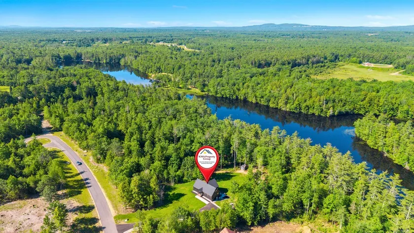 Drift Haus. Waterfront. Estes Lake w/ Private Dock - Image 1