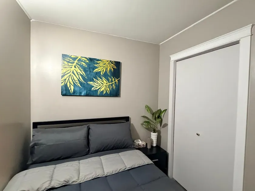 Private Unit | Free Parking | Self Check-In - Image 1