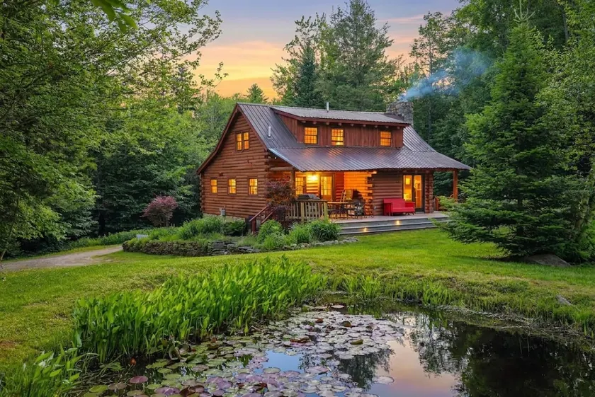 Stratton Log Cabin: Pond + Hot Tub + Privacy! - Image 1