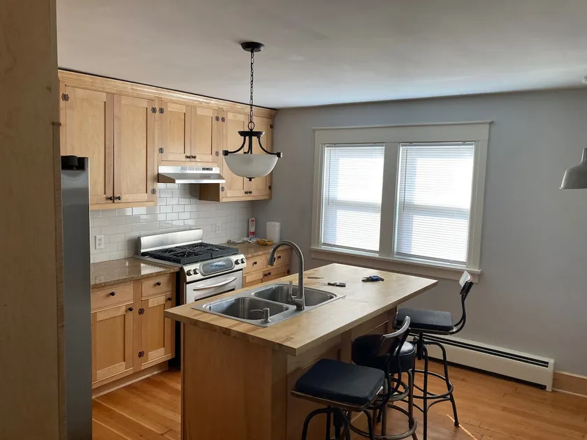 Newly remodeled. Comfortable home. - Image 1