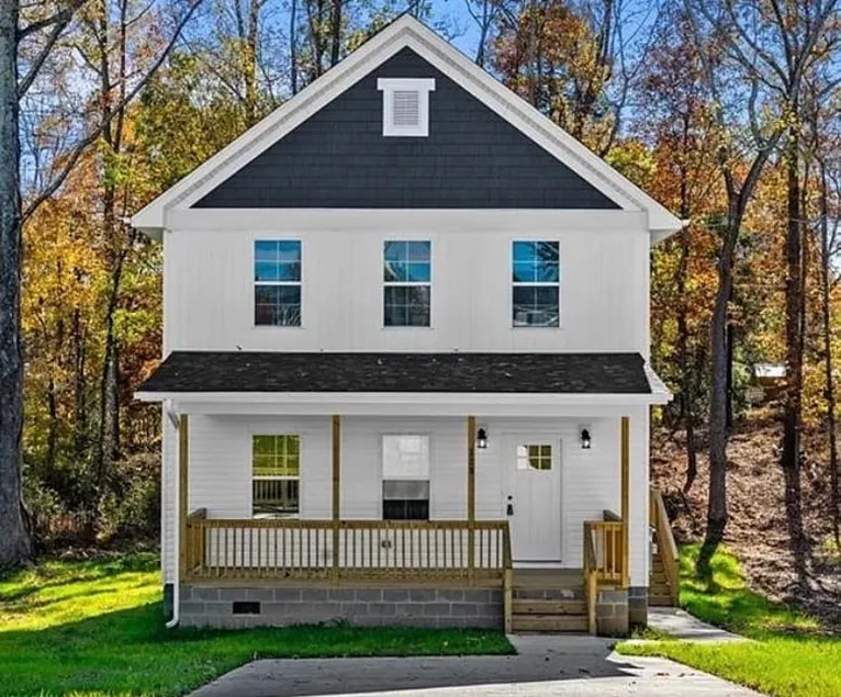 Comfortable Home Near Downtown Burlington NC - Image 1