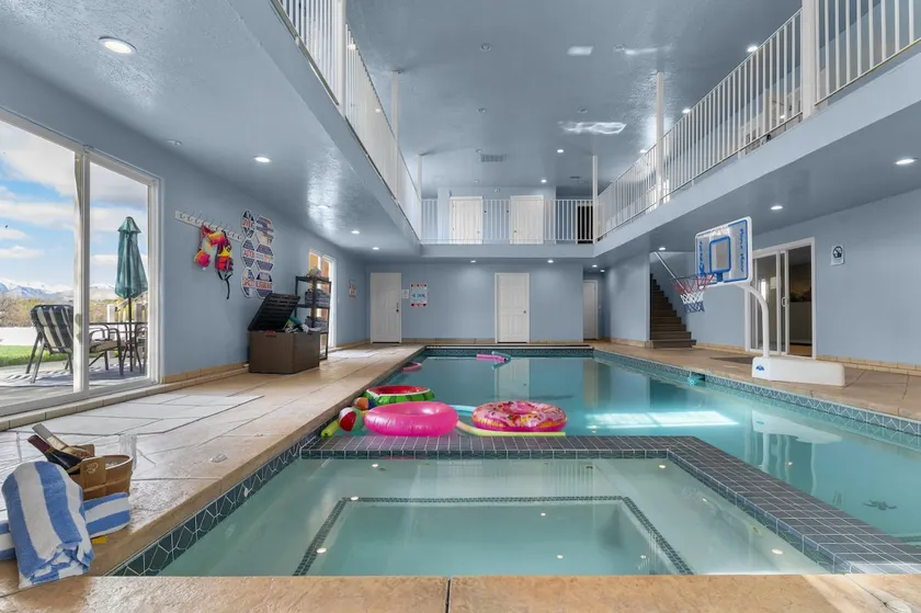 Luxe Draper Retreat w/ Pool, Sauna & Theater! - Image 1