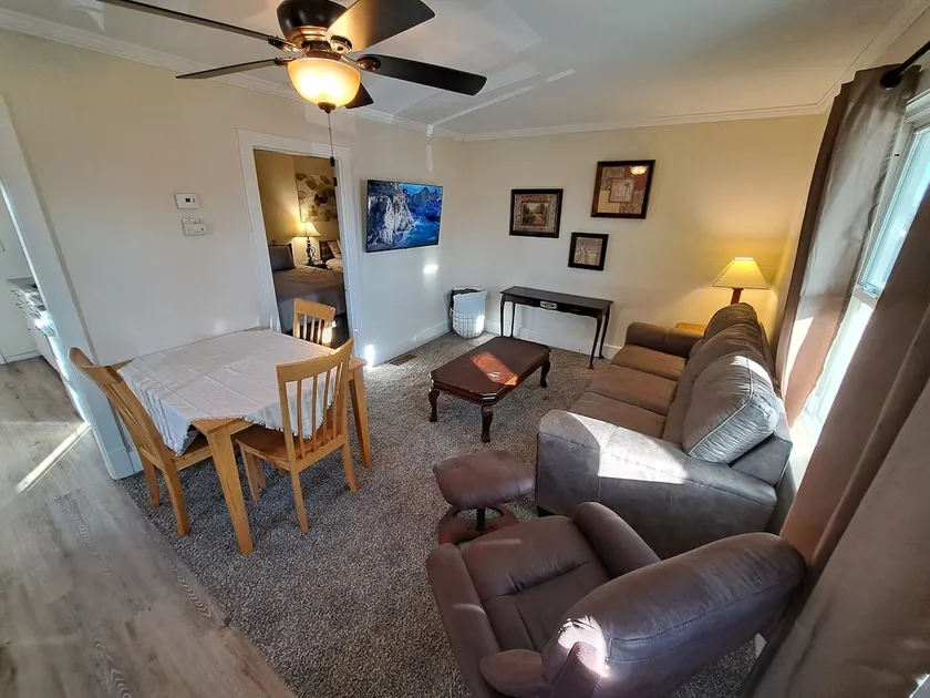 Location! Walking distance to college and hospital - Image 1