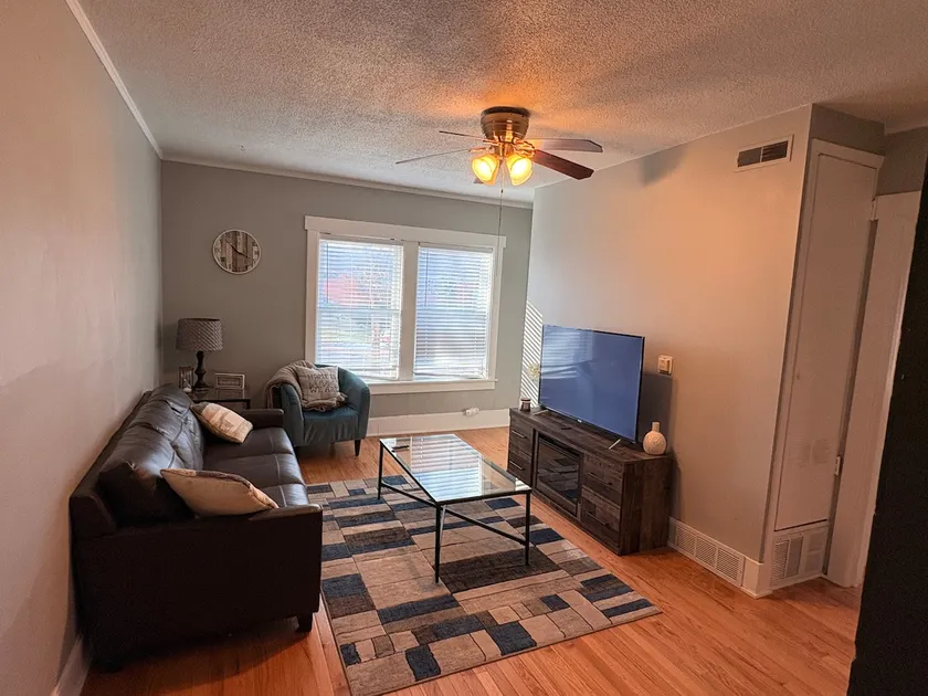 Cozy city space just for you at The Olive #3 - Image 1