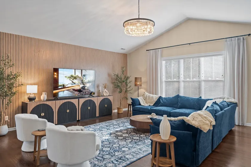 Spacious Home Perfect for the Entire Family - Image 1