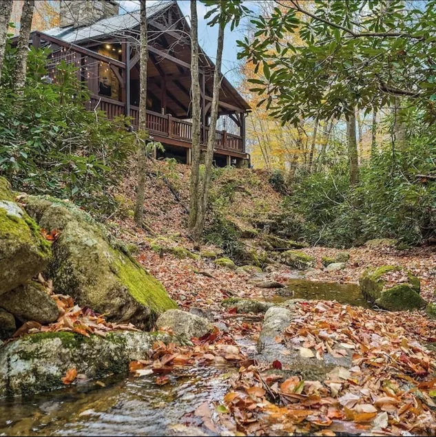 Romantic Cabin in Beech Mountain - Image 1