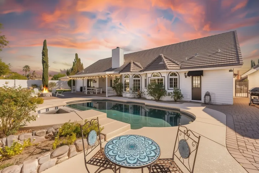 Mesa Pool, Hot Tub, Game Room and Fire Pit - Image 1