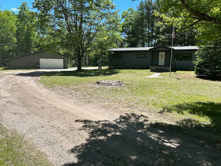 Little blue retreat - Image 1