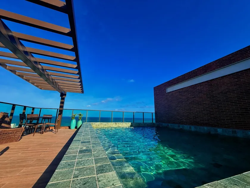 WISH – 2 suites 50 m from the seafront/rooftop/pool - Image 1