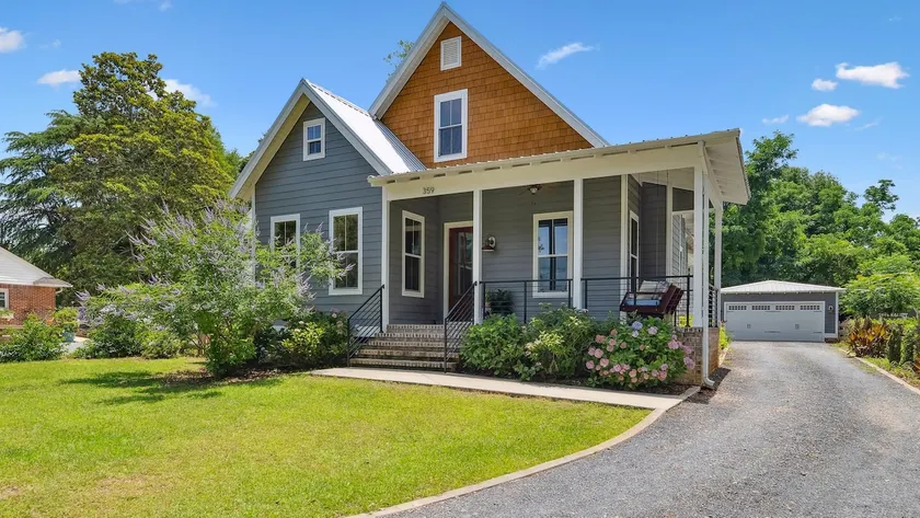 Hudson House Downtown | Perfect for Groups - Image 1