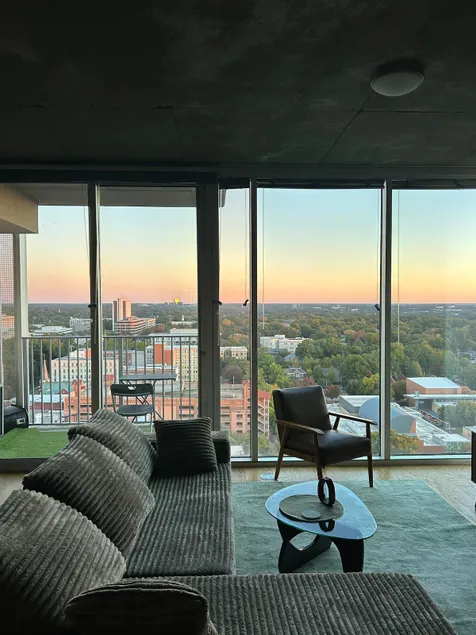 Ultimate Raleigh Experience 21st Floor w/Roof Pool - Image 1