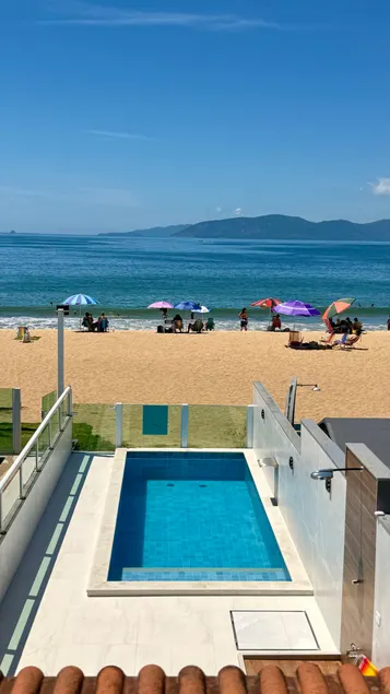 Exclusivity, beach and sea charm, beautiful triplex - Image 1