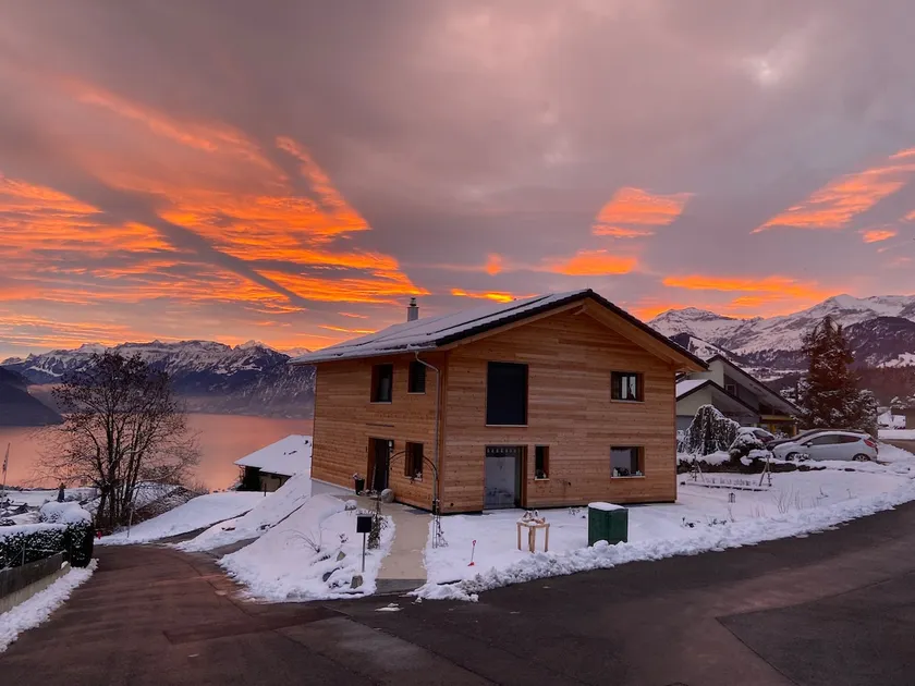 New studio with fantastic views in Spiez - Image 1