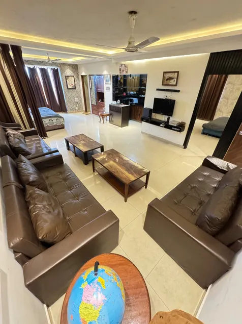 Saisha Suites - Image 1