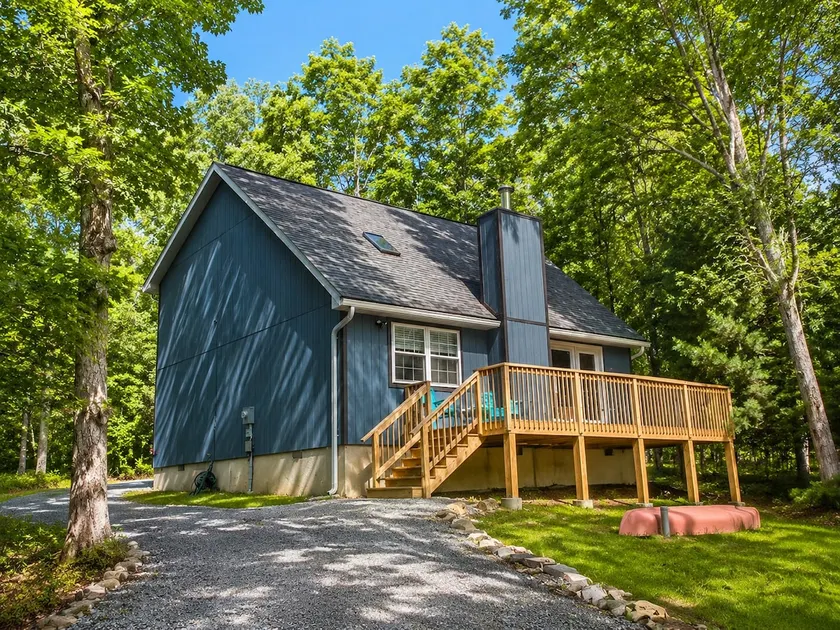 Newly Remodeled Cozy Getaway in Jim Thorpe, PA - Image 1