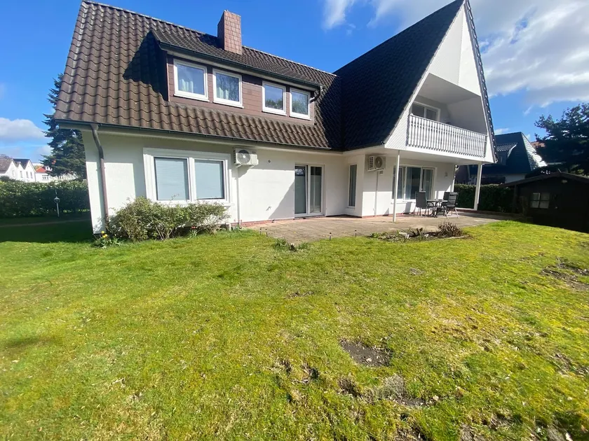 Airbnb house in OL City/Parking & garden - Image 1