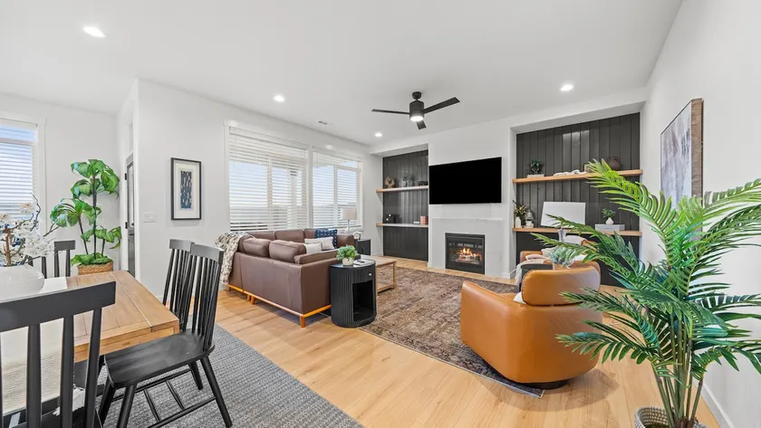 The Modern Retreat in Pasco - Image 1