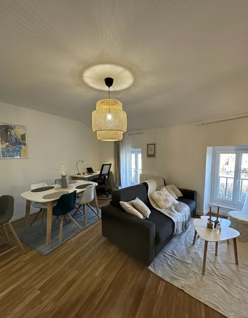Cocoon Centre Suite. View of Sancy, Fiber & Air Conditioning - Image 1