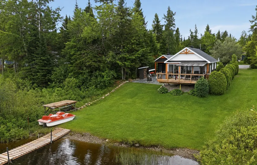 232 on the Lake, Spa, Ski, Golf, Snowmobile - Image 1