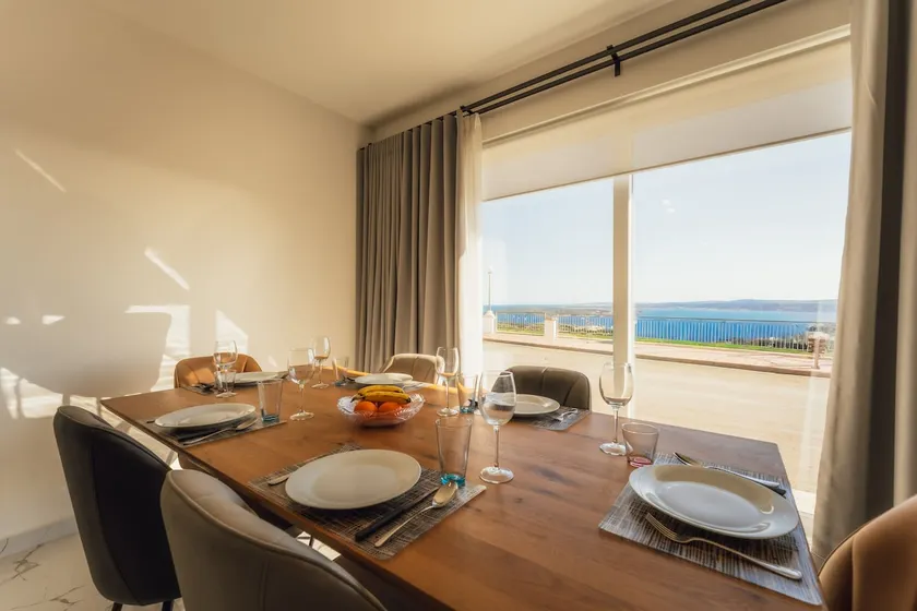 Bright Apartment with Sea & Valley Views - BBQ - Image 1