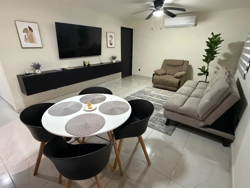 Full apartment on Av. Ayuntamiento, Tampico - Image 1