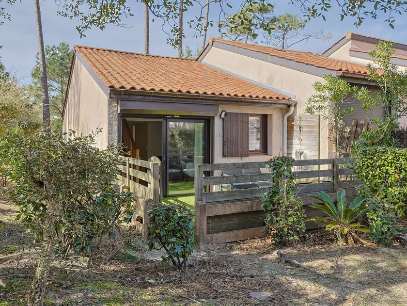 Villa with patio, Seignosse, ocean - Image 1