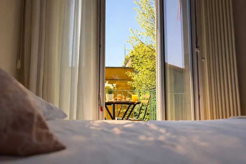 Modern | 2 Bedrooms near Metro, Bicocca University - Image 1