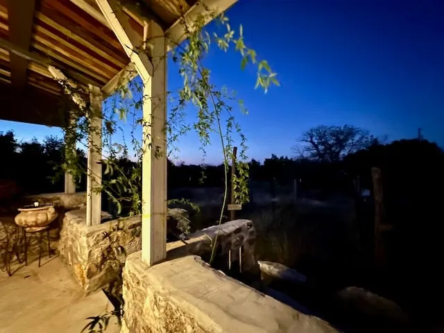 Vineyard House Two - Image 1