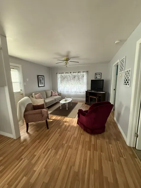 Lily of the Valley Cottage - Image 1