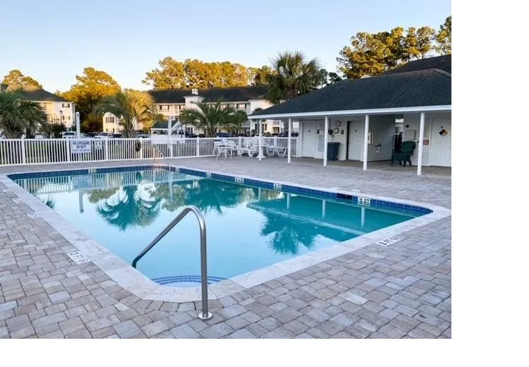 D2 Bishop on the Green 2 BR 2 BA Condo Colonial Charters Golf Course - Image 1