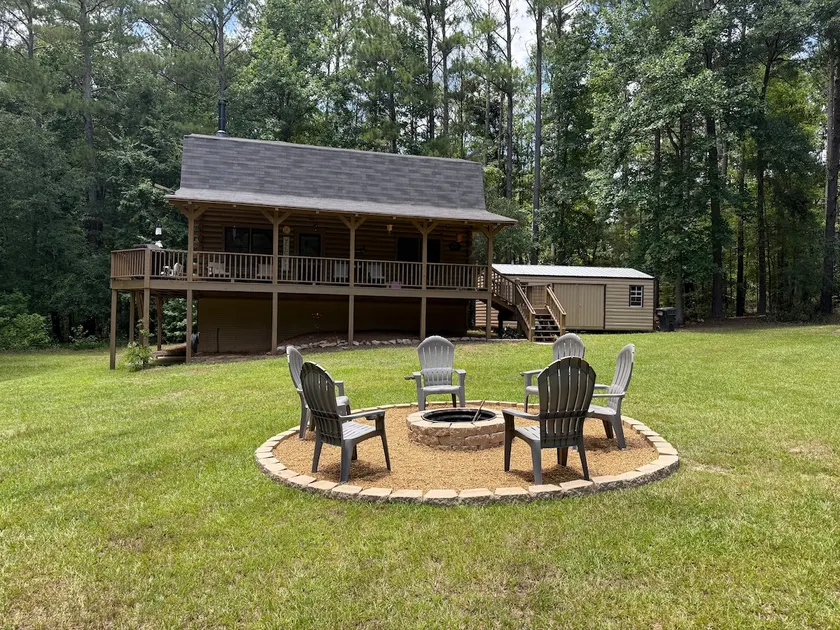 Senoia Rustic Retreat - Image 1