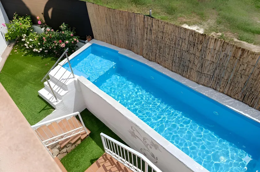 El Rincón Azul Jacuzzi and Pool near Madrid - Image 1