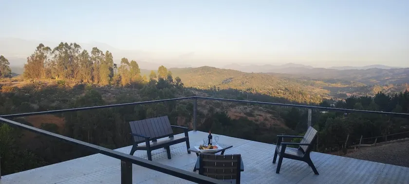 Manor overlooking the valley | Terrace and rest - Image 1
