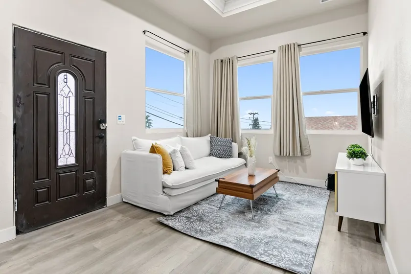 New 2b1b Home + Large Patio+HVAC - Image 1