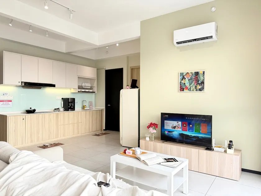 Urban Suite Cozy Family Homestay at Georgetown by HENG URBAN STAYCATION LUXE LSP - Image 1