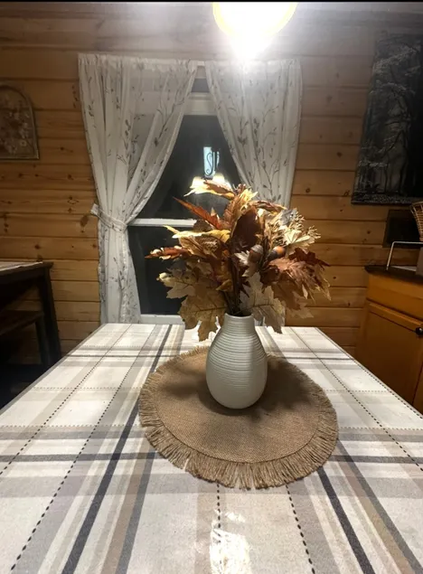 UpNorth 2Bdrm Comfy House w/ Jacuzzi&Tons of Perks - Image 1