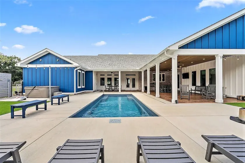 Large Lux Home,Private Pool,Spa,Backyard, 6 Bdrms, Beach,Wharf, OWA 15 Mins Away - Image 1