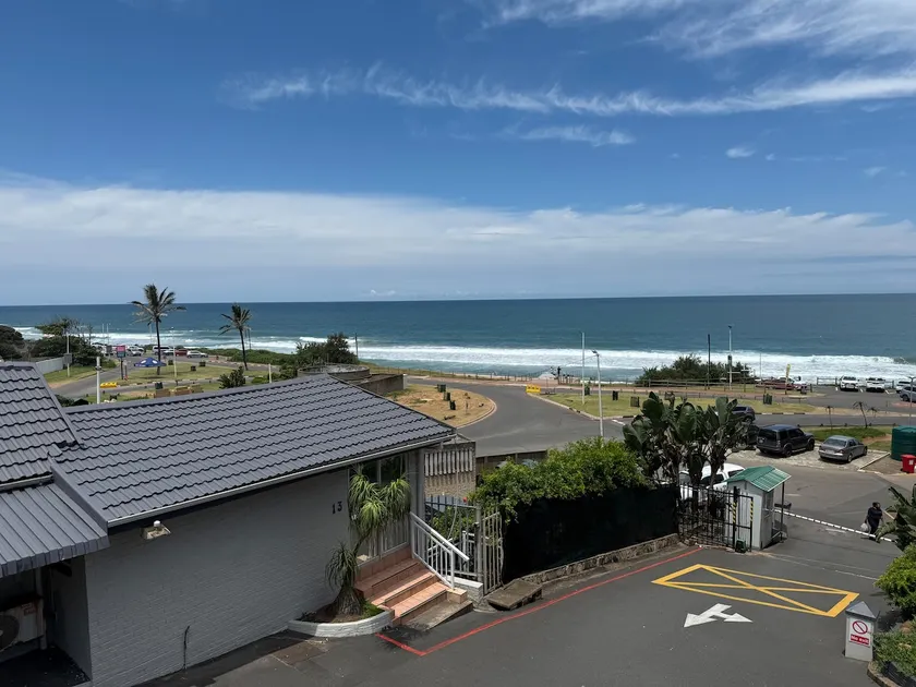 11 Umdloti Cabanas - Image 1