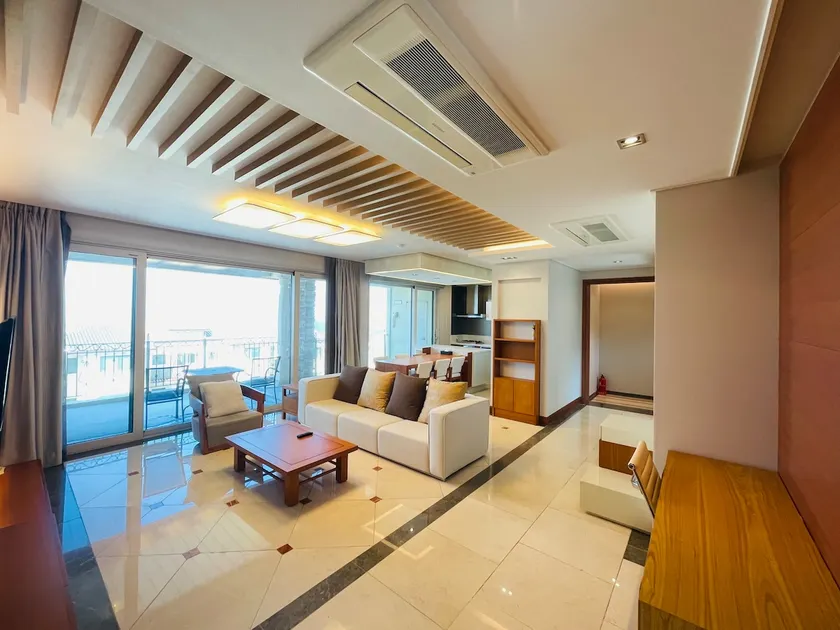 Jeju Luxury Resort #Saebyul Oreum #Near Jeju Dang Cafe - Image 1