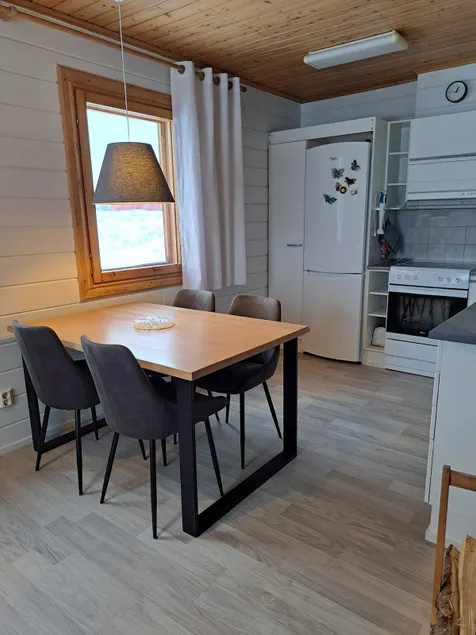 Log cabin on Järvenranta - Image 1