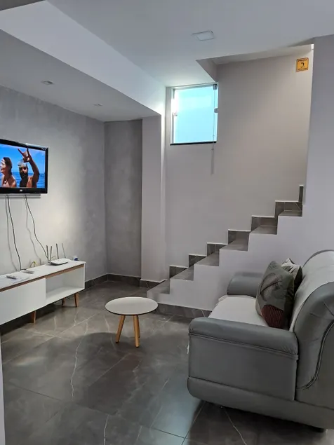 Lívia house. Casa São Lourenço - Image 1