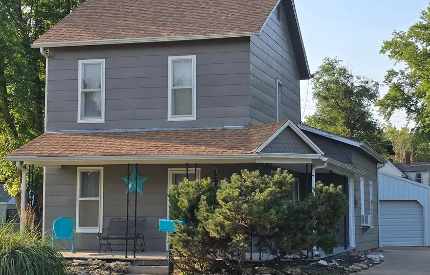 Abilene 5 Star District Airbnb - Image 1