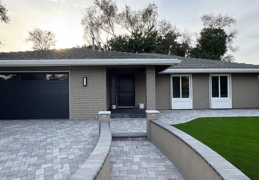 Private Luxury Oasis | Renovated | Huge Backyard - Image 1