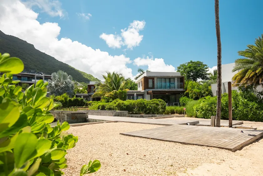 Manta Cove by Blue Zebra Holidays - Image 1