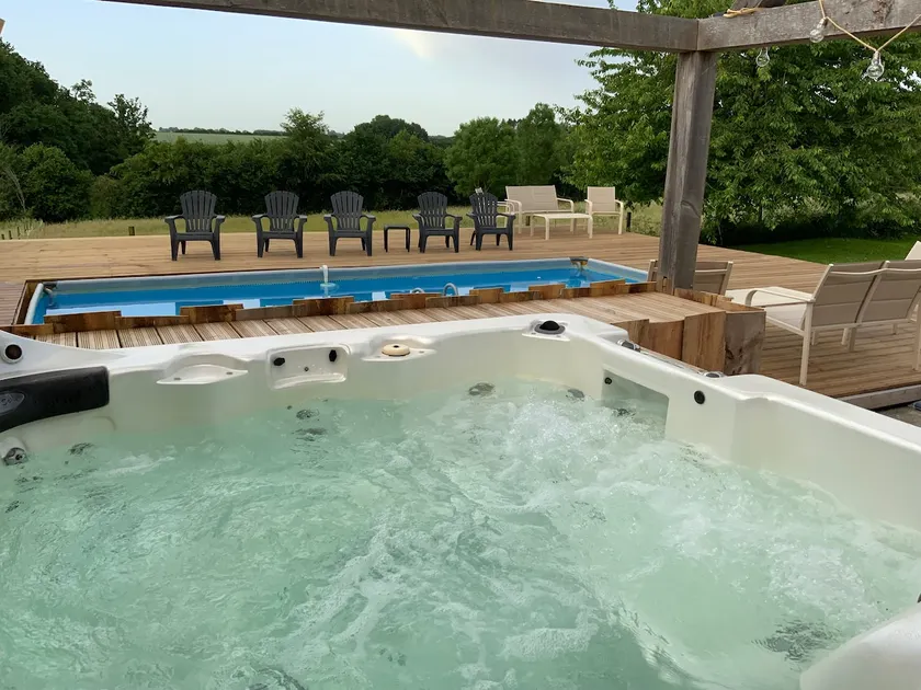 Sauna, billiards, jacuzzi, pool, 2 hours from Paris - Image 1