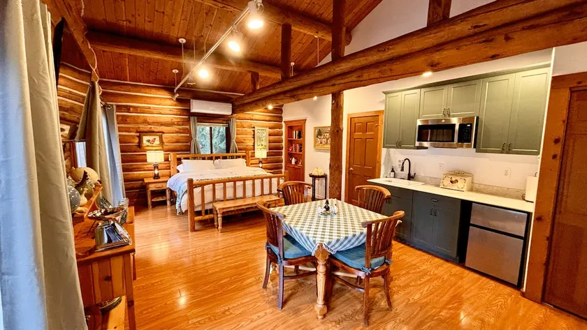 Farmstay in the Woods at Cedrus Farms - Image 1