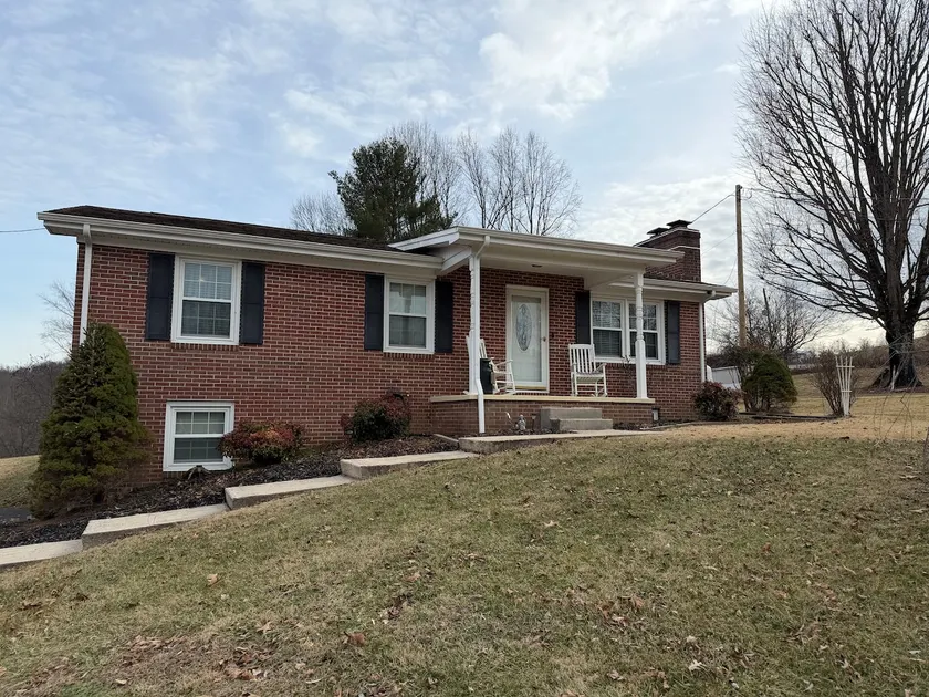 Cozy Home near Abingdon – Close to Town & Trails! - Image 1