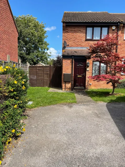 Cosy 2bed house in Oxford, sleeps 4 and a baby - Image 1