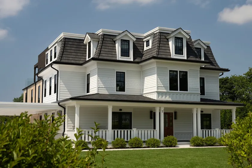 Seven Beach Lane - Image 1